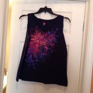 Hanes navy tank top with colored front